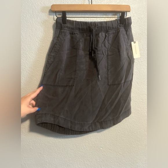 Nwt Anthropologie pull on utility skirt - Picture 7 of 9